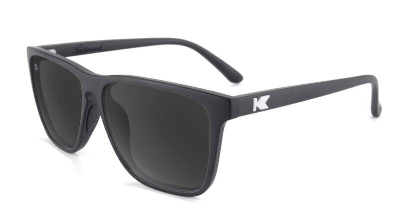KNOCKAROUND Солнцезащитные очки для взрослых – Категория 3, поляризованные – Чёрные/дымчатые Fast Lanes
KNOCKAROUND Солнцезащитные очки для взрослых – Категория 3, поляризованные – Чёрные/дымчатые Fast Lanes
