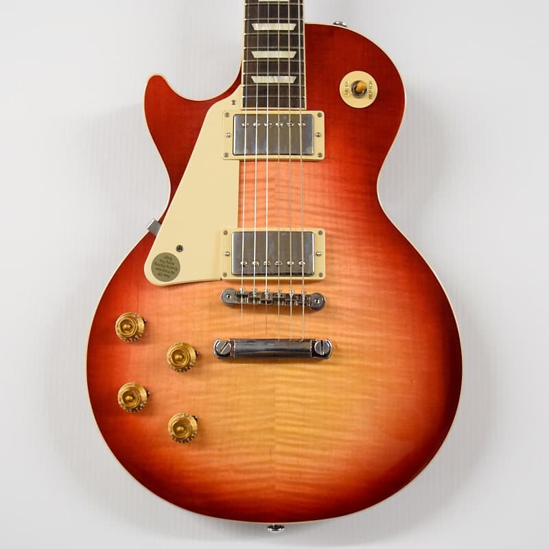 Gibson Left-Handed Standard '50s Left-Handed Electric Guitar 2021 Heritage Cherry Sunburst
Gibson Left-Handed Standard '50s Left-Handed Electric Guitar 2021 Heritage Cherry Sunburst