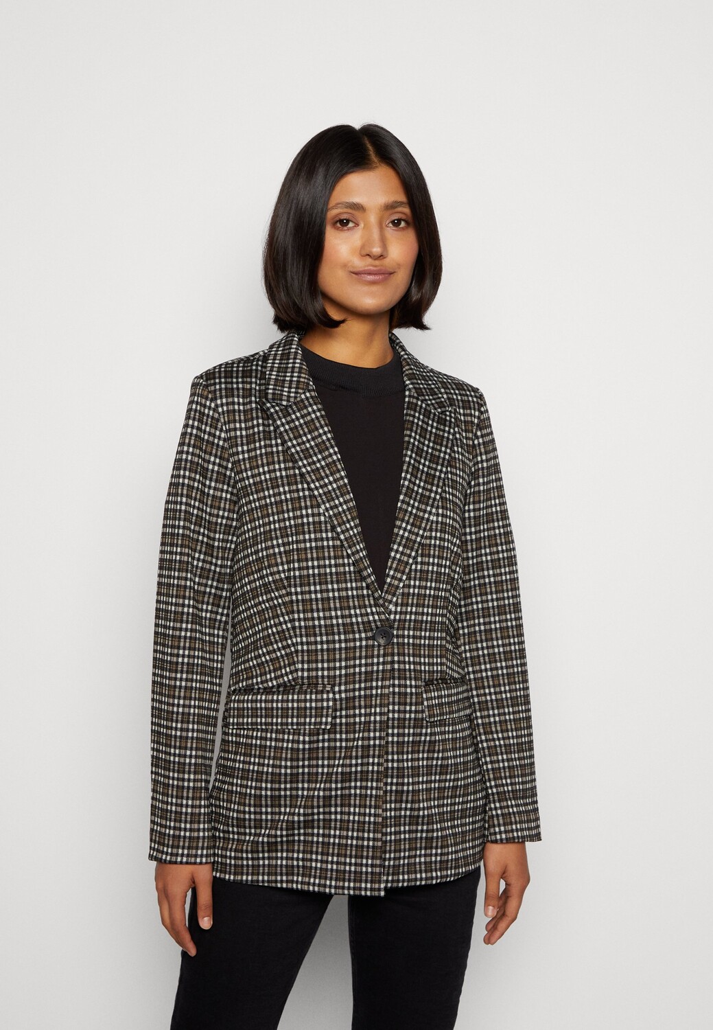 Пальто короткое B.Young в клетку, коричневый
Пальто короткое B.Young в клетку, коричневый