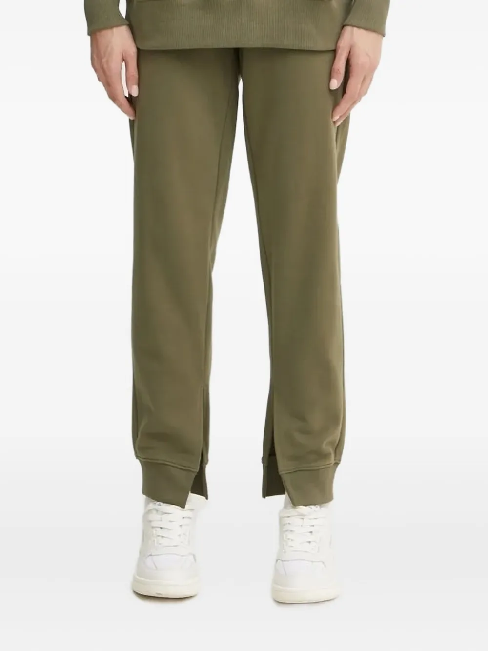 Брюки с логотипом BOSS, зеленый
Брюки с логотипом BOSS, зеленый