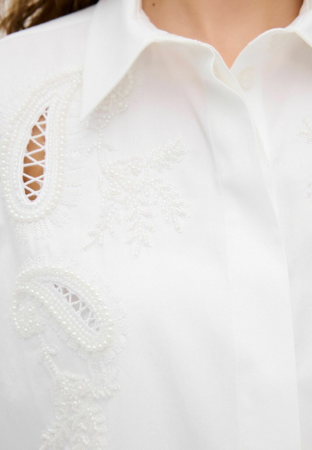 Блузка на пуговицах BEADED adL, белый
Блузка на пуговицах BEADED adL, белый