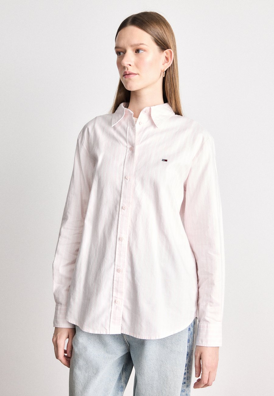 Блуза Tommy Jeans SHIRT, Light Pink
Блуза Tommy Jeans SHIRT, Light Pink