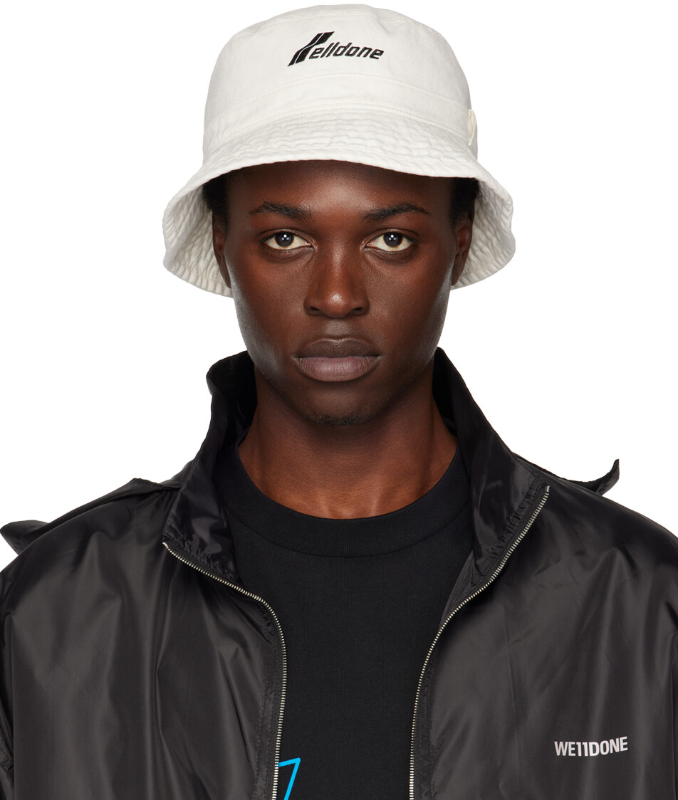 Белая панама с выбеленным логотипом WD We11done
Белая панама с выбеленным логотипом WD We11done