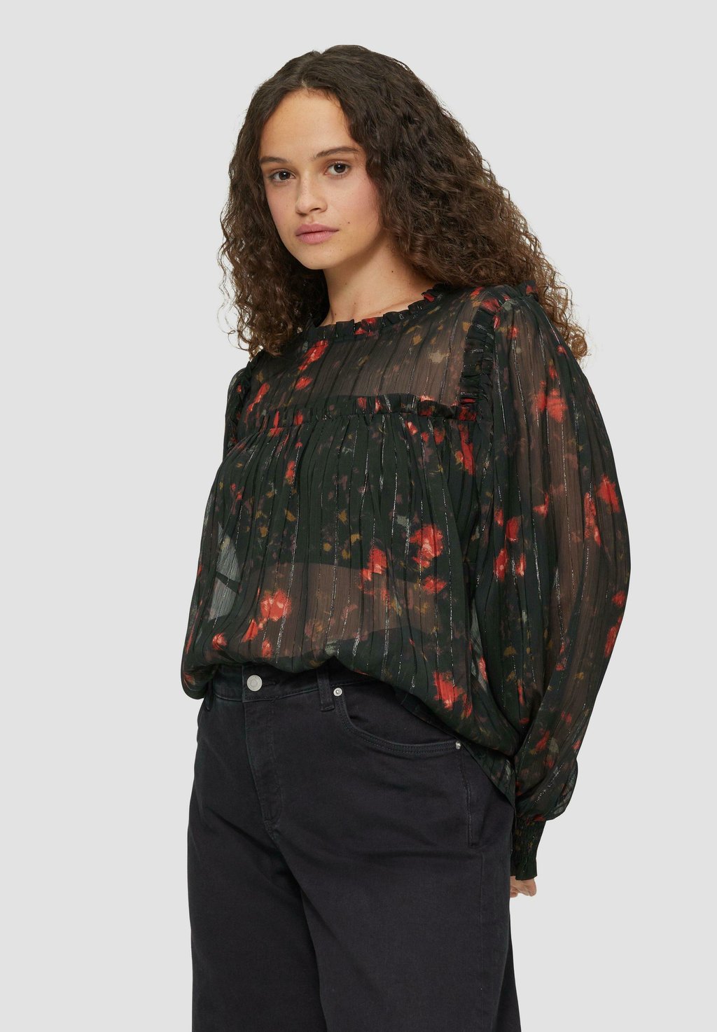 Блуза TRANSPARENTE MIT GLITZER QS, антрацит
Блуза TRANSPARENTE MIT GLITZER QS, антрацит