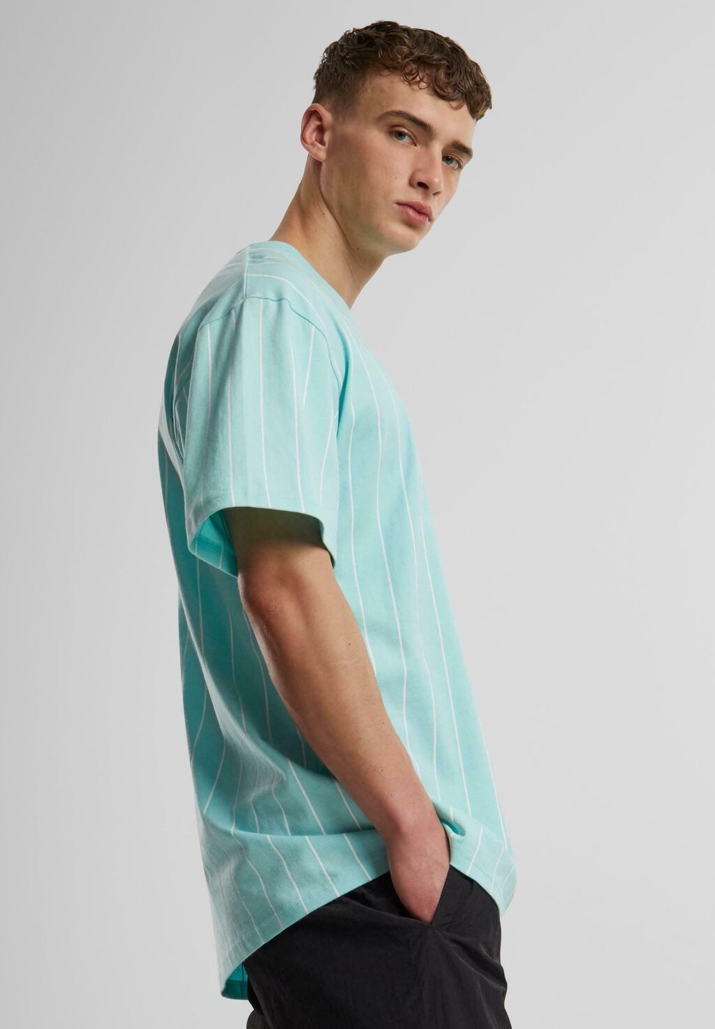 Футболка с принтом SMALL SIGNATURE ESSENTIAL STRIPE Karl Kani, светло-голубой
Футболка с принтом SMALL SIGNATURE ESSENTIAL STRIPE Karl Kani, светло-голубой