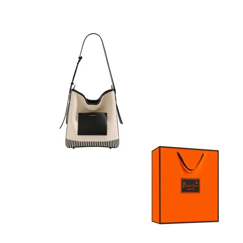 PAYOT Сумка через плечо из холста с искусственной кожей женская ecru
PAYOT Сумка через плечо из холста с искусственной кожей женская ecru