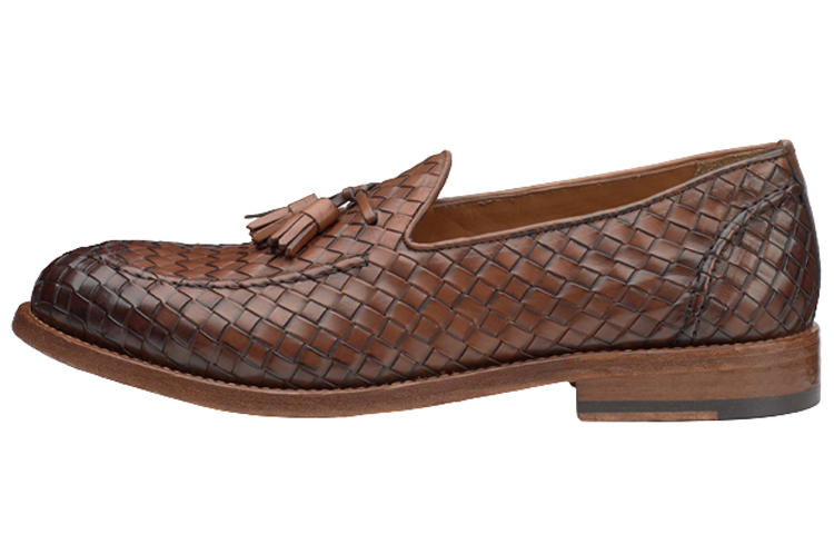 Мужские повседневные туфли с низким верхом цвета загара DOUCAL'S
Мужские повседневные туфли с низким верхом цвета загара DOUCAL'S