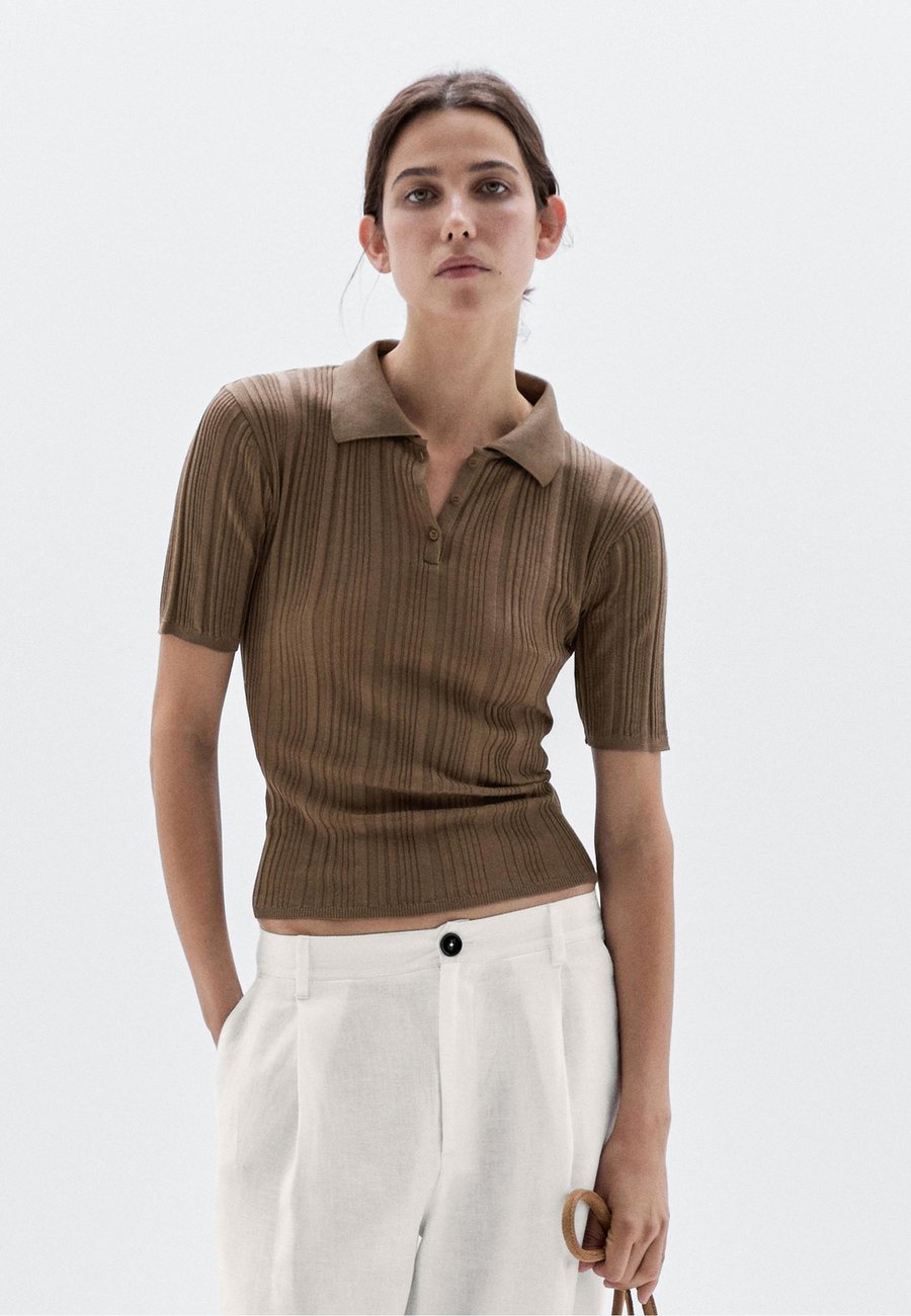 Поло Massimo Dutti SHORT SLEEVE WITH RIBBED DETAIL, Brown
Поло Massimo Dutti SHORT SLEEVE WITH RIBBED DETAIL, Brown