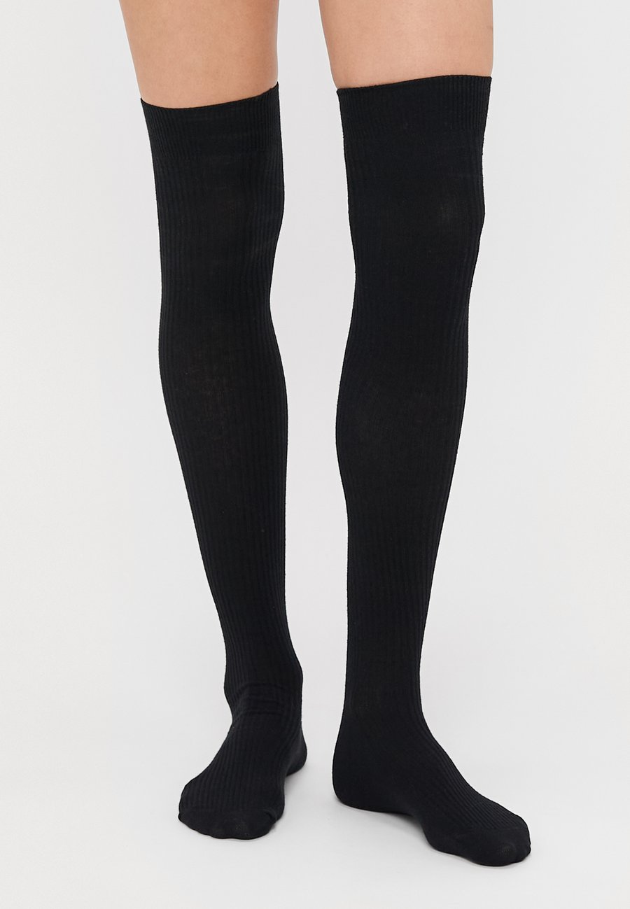 Носки Even&Odd Over-the-knee socks, Black
Носки Even&Odd Over-the-knee socks, Black