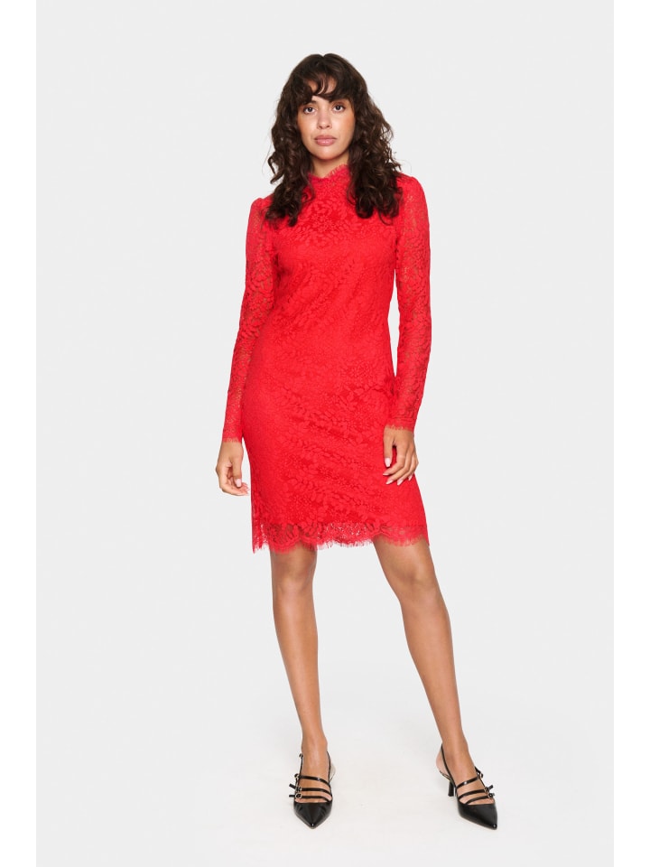 Платье до колена SAINT TROPEZ
Платье до колена SAINT TROPEZ