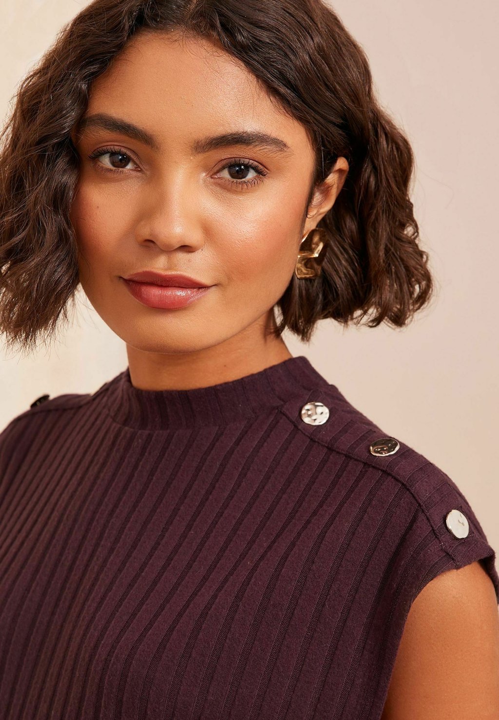 Платье-джемпер REGULAR FIT SHOULDER MIDI WITH DETAILING Friends Like These, красный
Платье-джемпер REGULAR FIT SHOULDER MIDI WITH DETAILING Friends Like These, красный