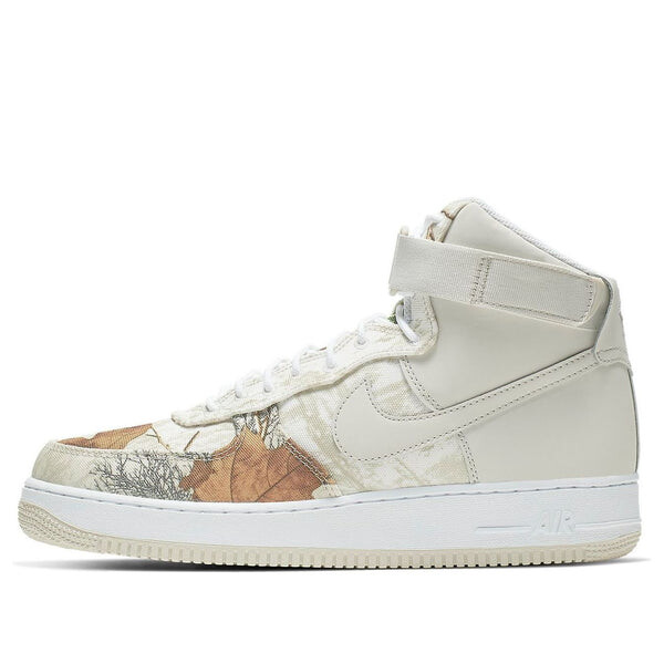 Кроссовки x realtree air force 1 высокие Nike, белый
Кроссовки x realtree air force 1 высокие Nike, белый