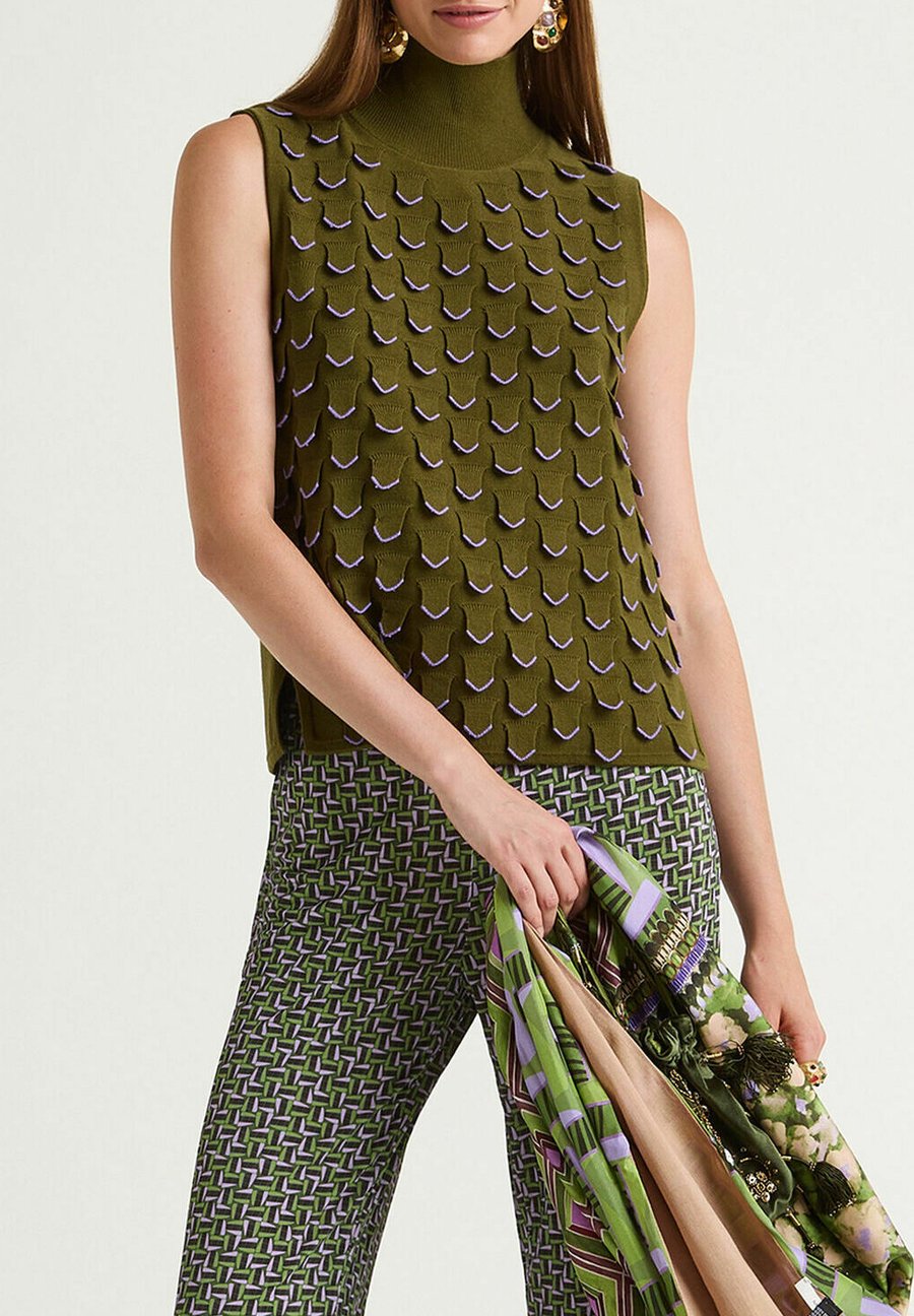 Топ Maliparmi 3D STITCH, Green
Топ Maliparmi 3D STITCH, Green