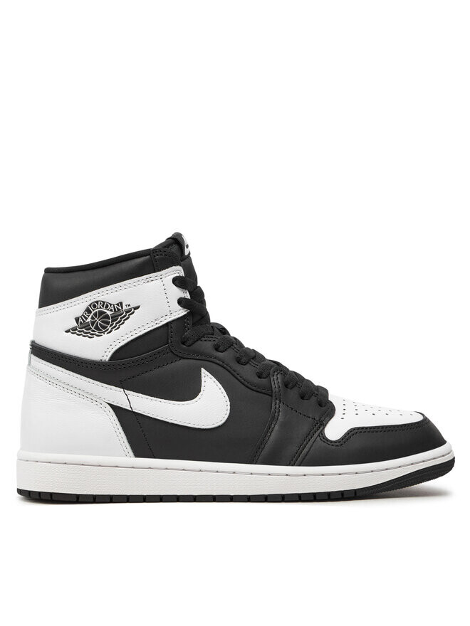 Кроссовки Nike Air Jordan 1 Retro DZ5485 0, черный
Кроссовки Nike Air Jordan 1 Retro DZ5485 0, черный
