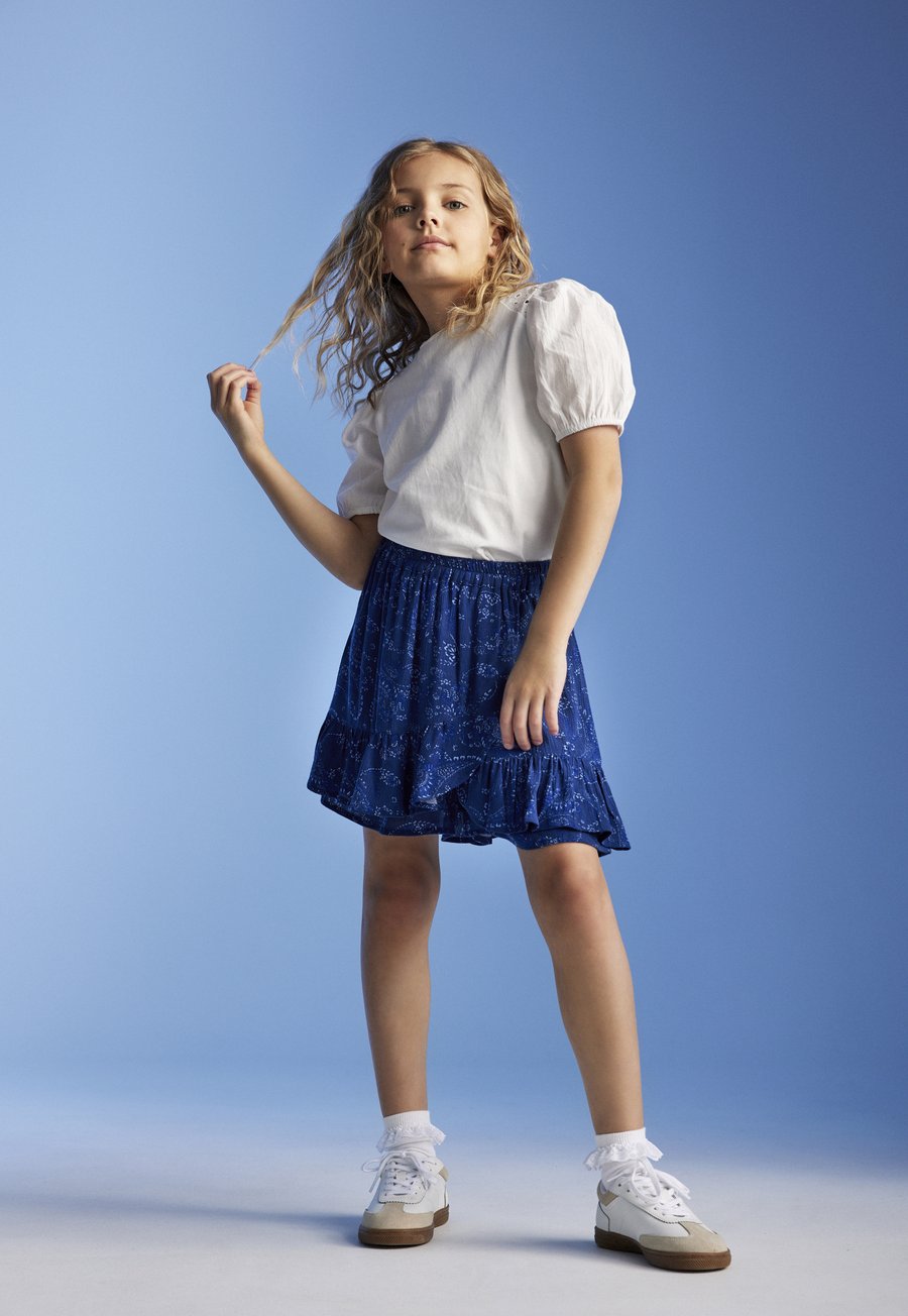 Блуза Creamie Blouse, Cloud/Off-White
Блуза Creamie Blouse, Cloud/Off-White