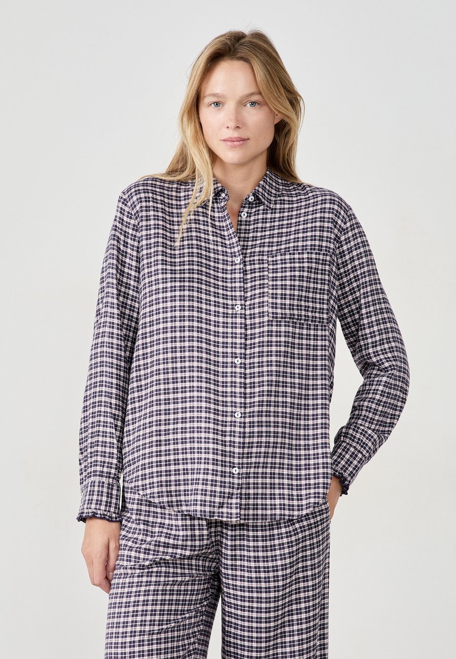 Пижамный топ Etam BRIGHTON, Dark Blue
Пижамный топ Etam BRIGHTON, Dark Blue