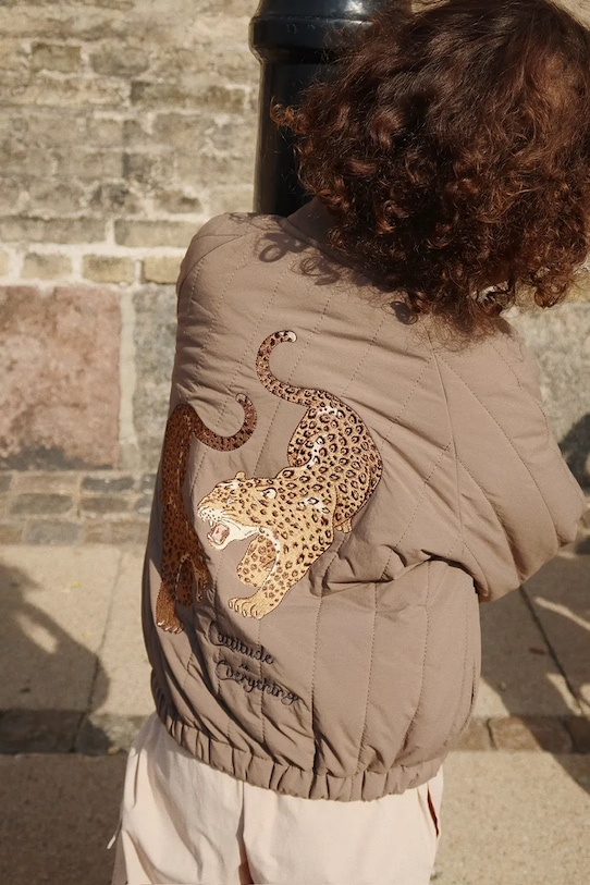 Детская куртка-бомбер JUNO BOMBER JACKET Konges Sløjd, коричневый
Детская куртка-бомбер JUNO BOMBER JACKET Konges Sløjd, коричневый