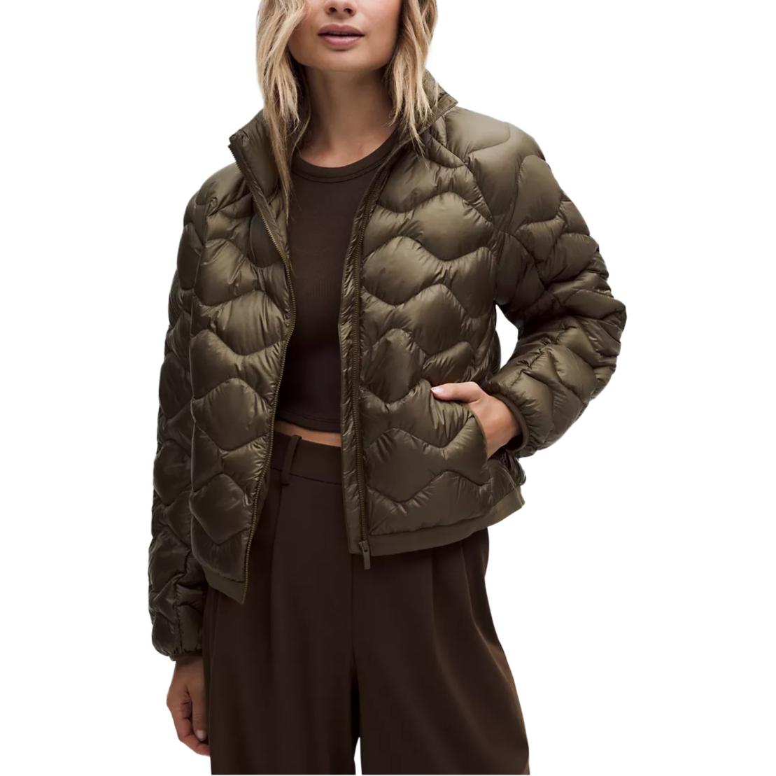 Куртка женская с пухом гусиным 900 Fill Power Lululemon, оливковый зеленый коричневый
Куртка женская с пухом гусиным 900 Fill Power Lululemon, оливковый зеленый коричневый