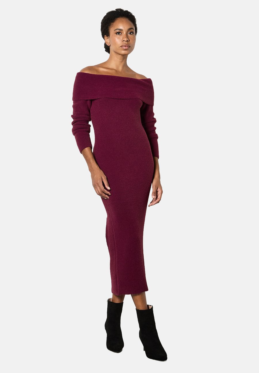 Платье Apricot Jumper dress, Burgundy/Bordeaux
Платье Apricot Jumper dress, Burgundy/Bordeaux