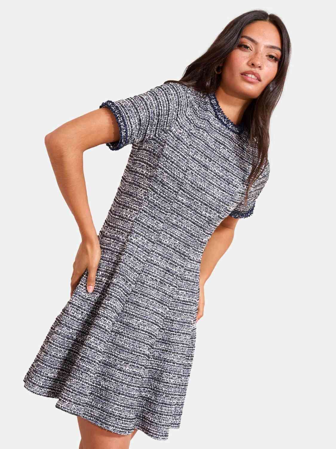 Friends Like These Платье в фиолетовом, крапчатом пурпуре
Friends Like These Платье в фиолетовом, крапчатом пурпуре