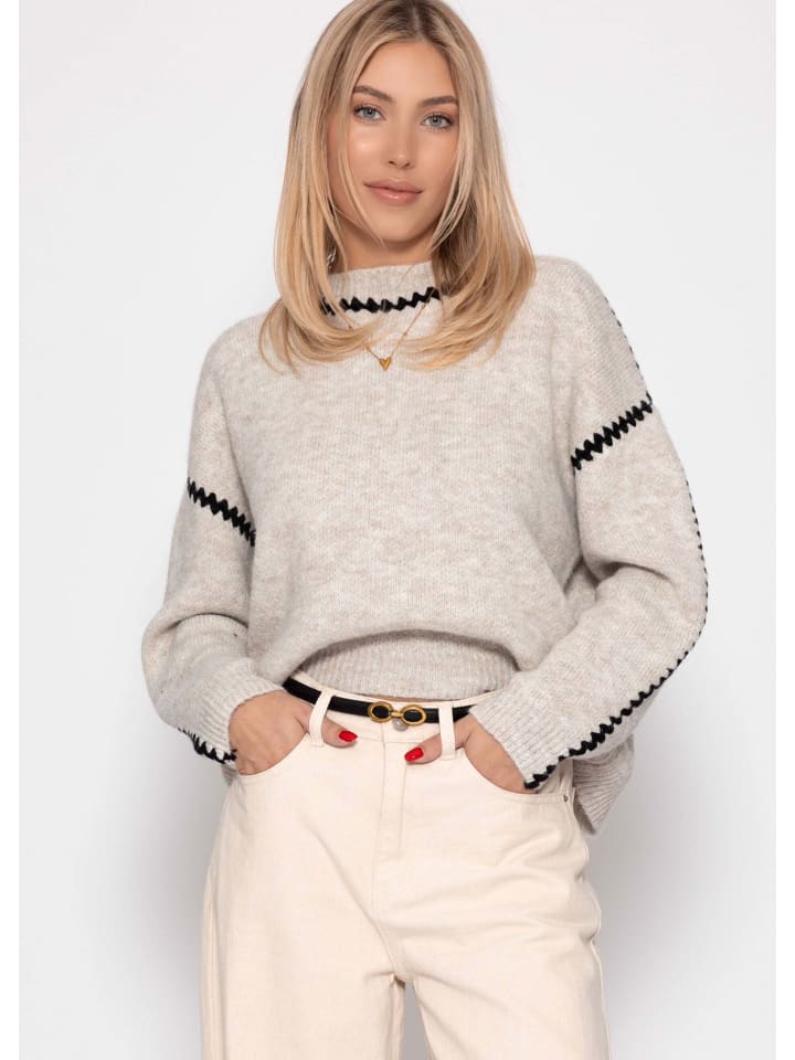 Свитер с декоративной строчкой бежевого цвета SASSYCLASSY
Свитер с декоративной строчкой бежевого цвета SASSYCLASSY