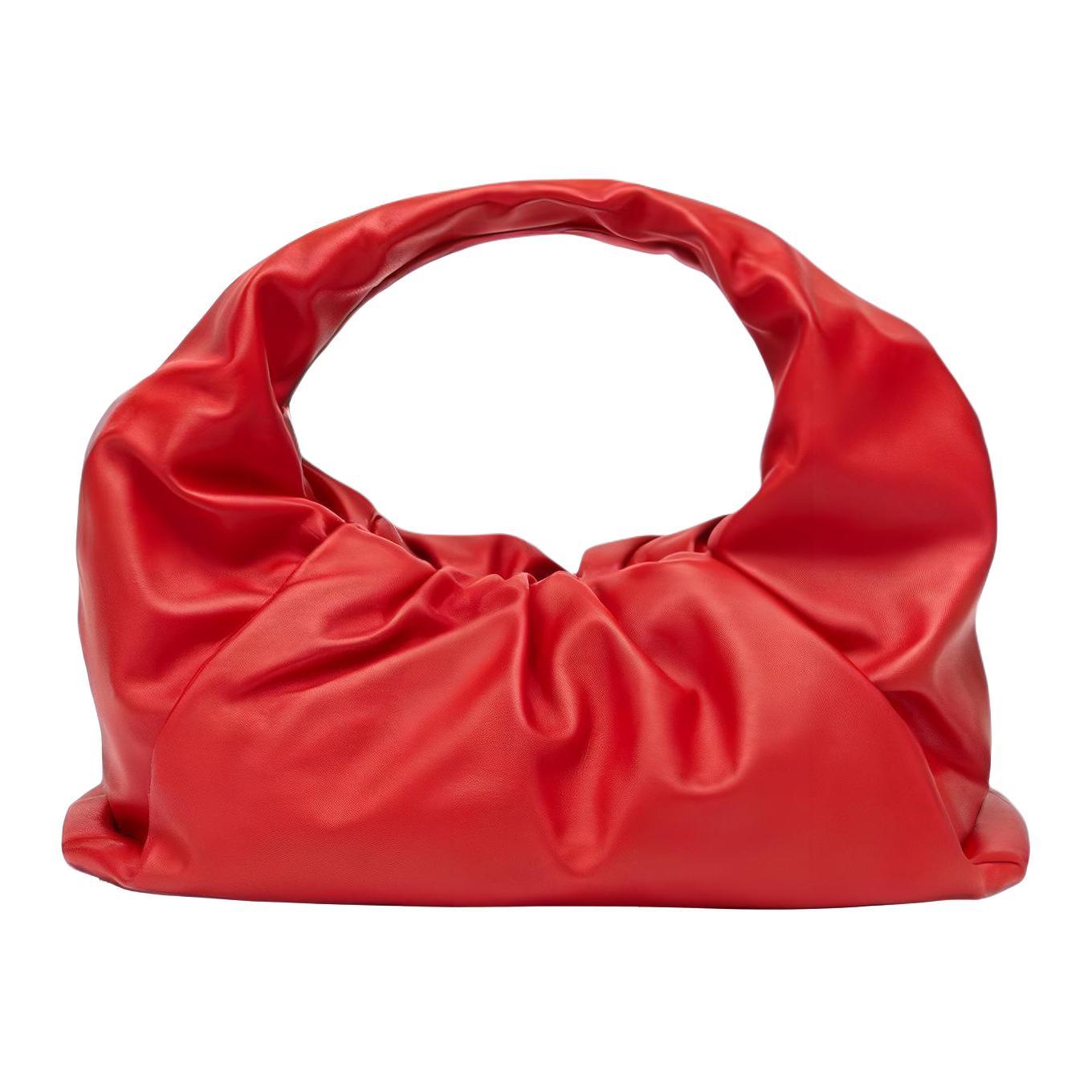 Bottega Veneta Кожаная женская сумка красная
Bottega Veneta Кожаная женская сумка красная