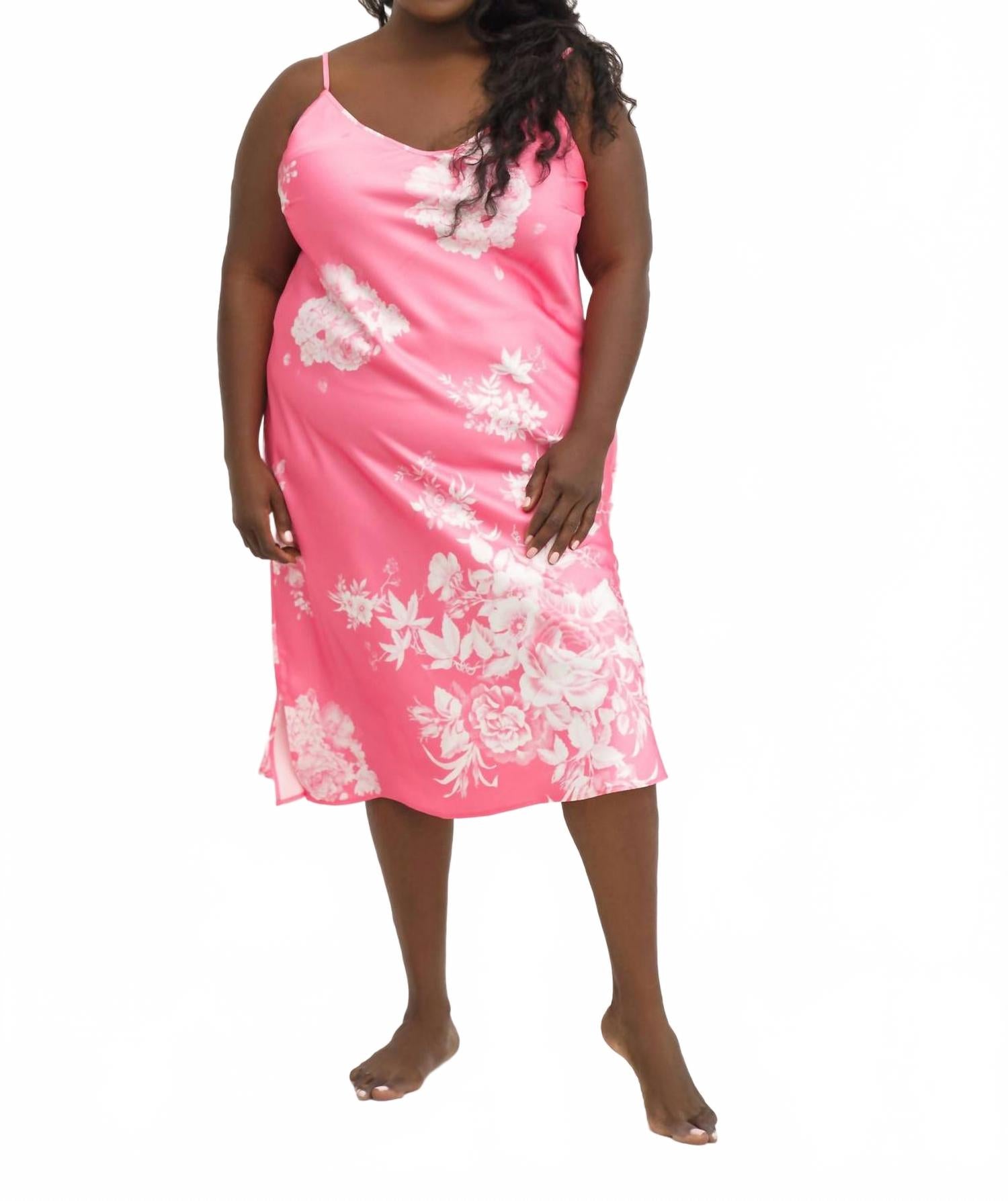 Флоральное миди-платье-комбинация плюс в розовом и белом ISAYES
Флоральное миди-платье-комбинация плюс в розовом и белом ISAYES