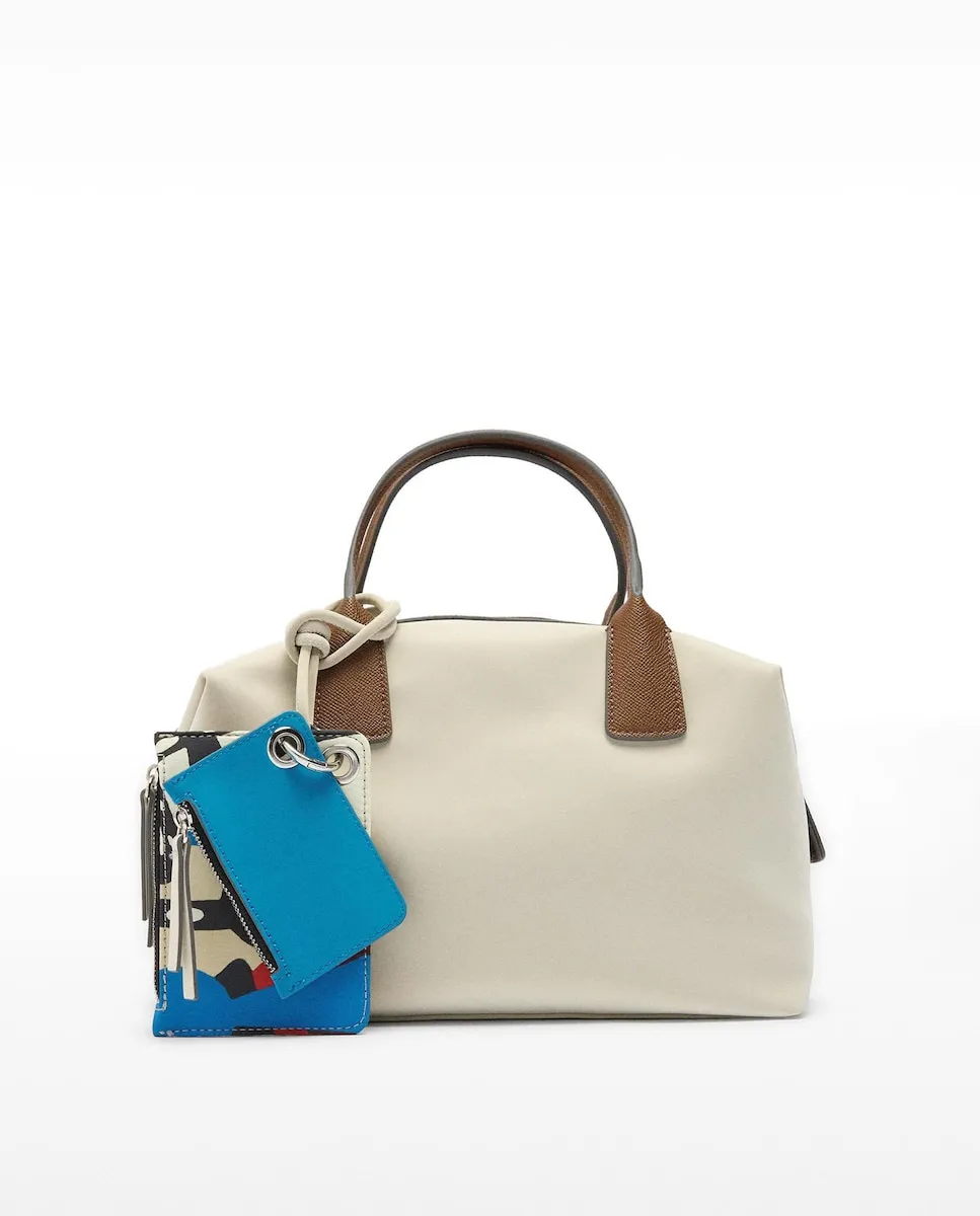 Сумка-шоппер многофункциональная на плечо с застежкой-молнией и съемным кошельком в однотонном исполнении Parfois, пастельно-розовый
Сумка-шоппер многофункциональная на плечо с застежкой-молнией и съемным кошельком в однотонном исполнении Parfois, пастельно-розовый