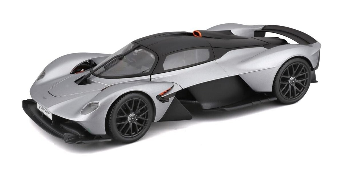 MAISTO Aston Martin Valkyrie 2022 1/18 31464 SL
MAISTO Aston Martin Valkyrie 2022 1/18 31464 SL