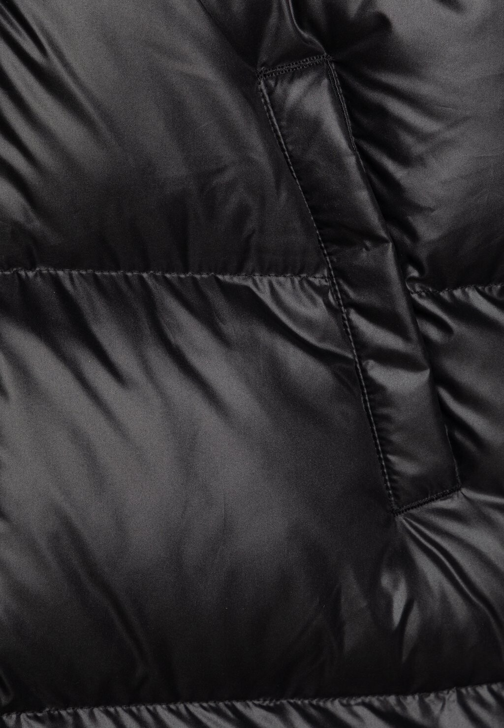 Зимнее пальто HIGH UNISEX Nike, черный
Зимнее пальто HIGH UNISEX Nike, черный