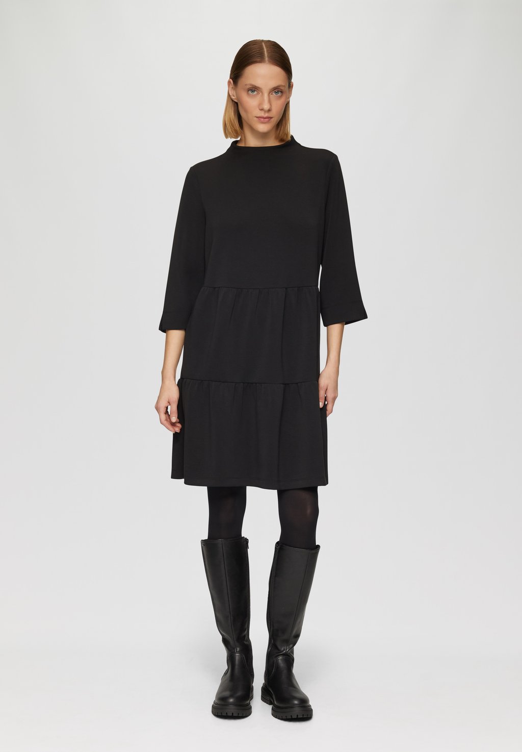 Повседневное платье GESCHLITZTEM s.Oliver BLACK LABEL, черный
Повседневное платье GESCHLITZTEM s.Oliver BLACK LABEL, черный