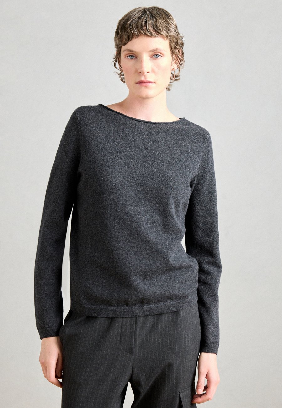 Джемпер Marc O'Polo LONGSLEEVE ROUND NECK, Night Grey Melange/Mottled Dark Grey
Джемпер Marc O'Polo LONGSLEEVE ROUND NECK, Night Grey Melange/Mottled Dark Grey