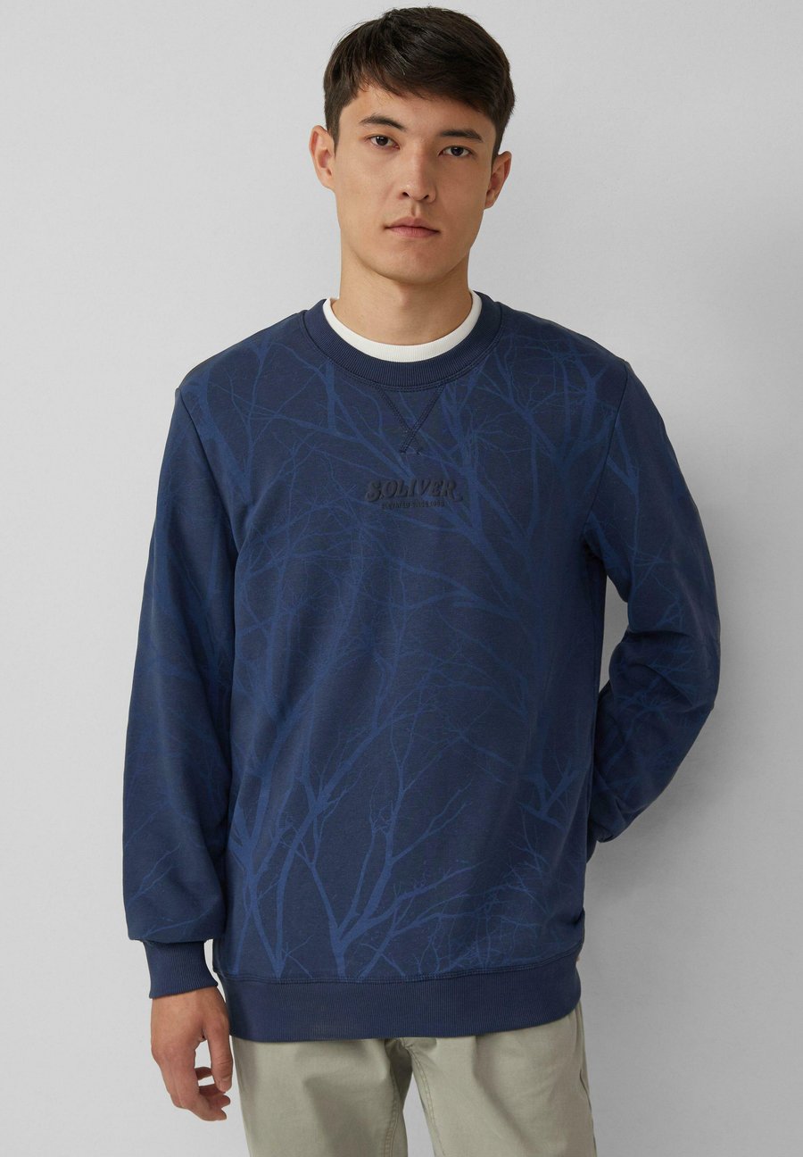 Толстовка s.Oliver LÉGER AVEC IMPRIMÉ ALL-OVER, Tiefblau/Dark Blue
Толстовка s.Oliver LÉGER AVEC IMPRIMÉ ALL-OVER, Tiefblau/Dark Blue