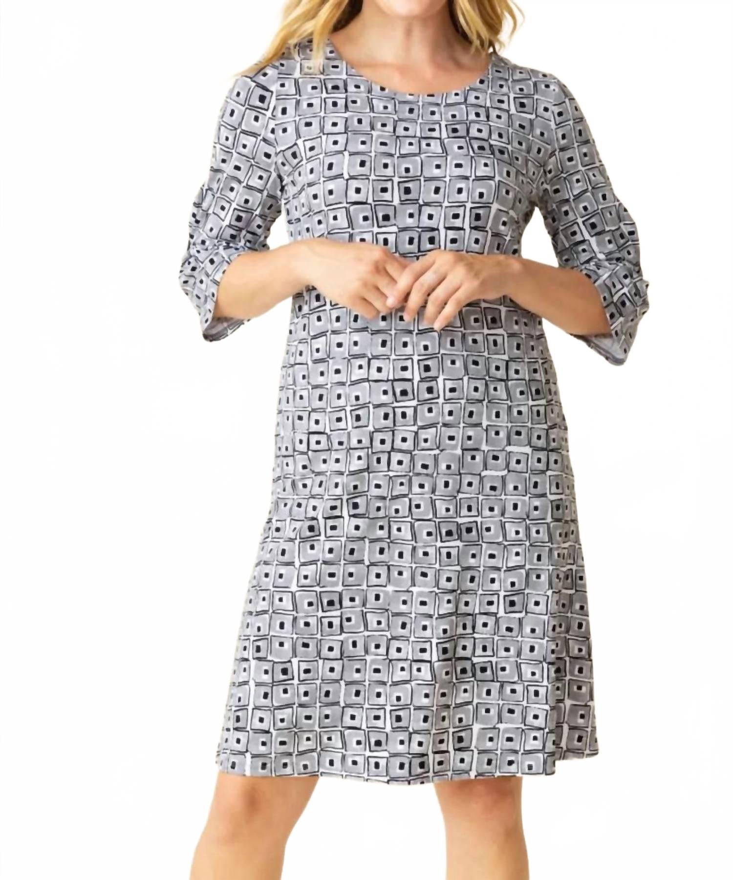 Черное платье-мини Habitat
Черное платье-мини Habitat