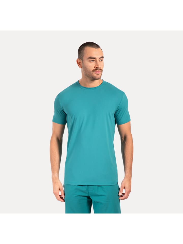 Футболка Мики в бензиновом цвете SMILODOX
Футболка Мики в бензиновом цвете SMILODOX