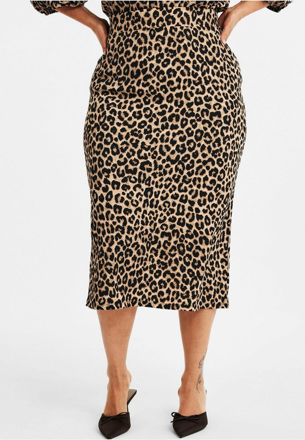 Юбка-карандаш MÖNSTRAD XLNT by Kappahl, бежевый
Юбка-карандаш MÖNSTRAD XLNT by Kappahl, бежевый