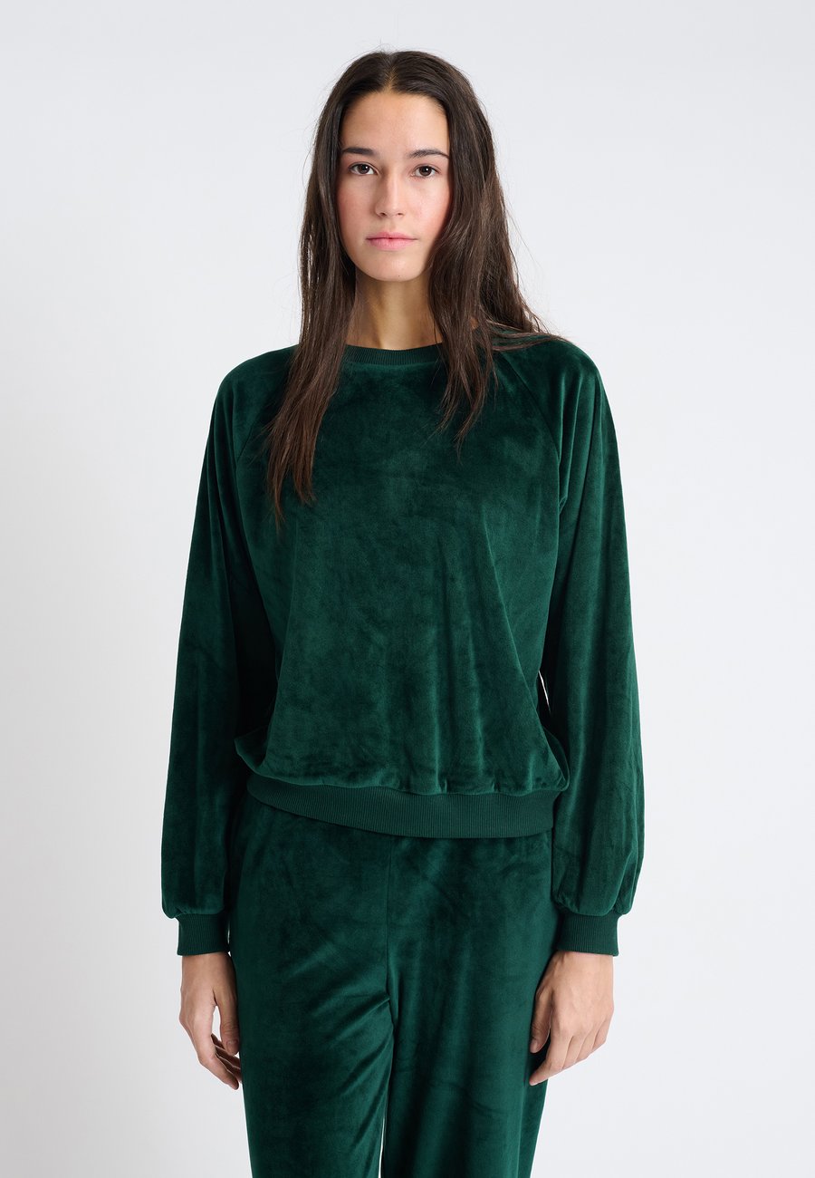 Пижамный топ Etam GIO, Emerald/Dark Green
Пижамный топ Etam GIO, Emerald/Dark Green