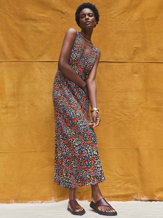 Платье миди с v-образным вырезом и цветочным принтом Ro&Zo, Red/Multi
Платье миди с v-образным вырезом и цветочным принтом Ro&Zo, Red/Multi