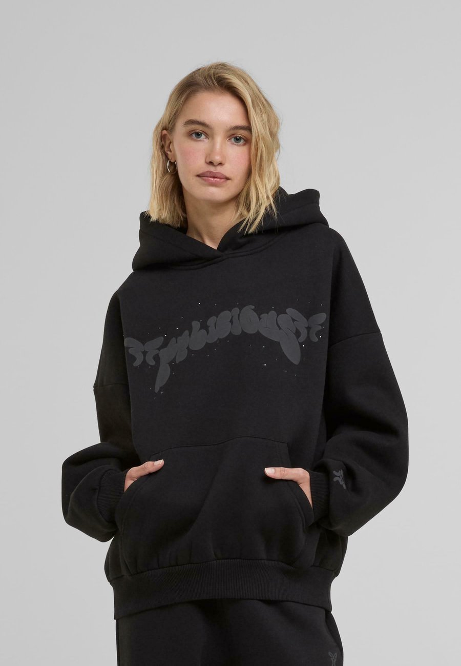 Худи FELICIOUS RHINESTONES PUFF, Black
Худи FELICIOUS RHINESTONES PUFF, Black