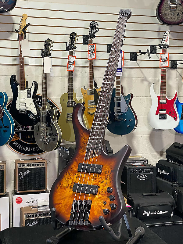 Басс гитара Ibanez Bass Workshop EHB1500 Headless Dragon Eye Burst Flat w/ Gig-Bag +
Басс гитара Ibanez Bass Workshop EHB1500 Headless Dragon Eye Burst Flat w/ Gig-Bag +