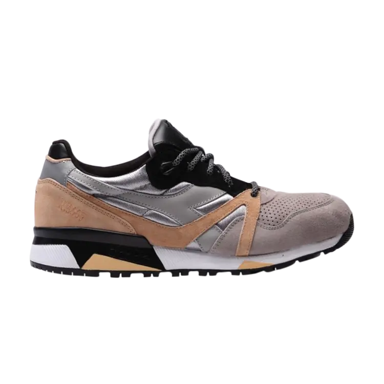 Кроссовки Diadora 24 Kilates x N9000 'Sol Y Sombra', серый
Кроссовки Diadora 24 Kilates x N9000 'Sol Y Sombra', серый