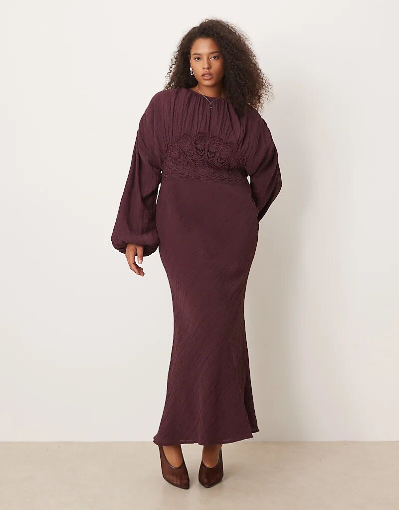 Платье макси ASOS DESIGN Curve с круглым вырезом, объемными рукавами и кружевной отделкой на груди цвета шелковицы
Платье макси ASOS DESIGN Curve с круглым вырезом, объемными рукавами и кружевной отделкой на груди цвета шелковицы