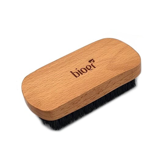 Щетка/фильтр для бороды с натуральной щетиной кабана от Bioer.
Щетка/фильтр для бороды с натуральной щетиной кабана от Bioer.