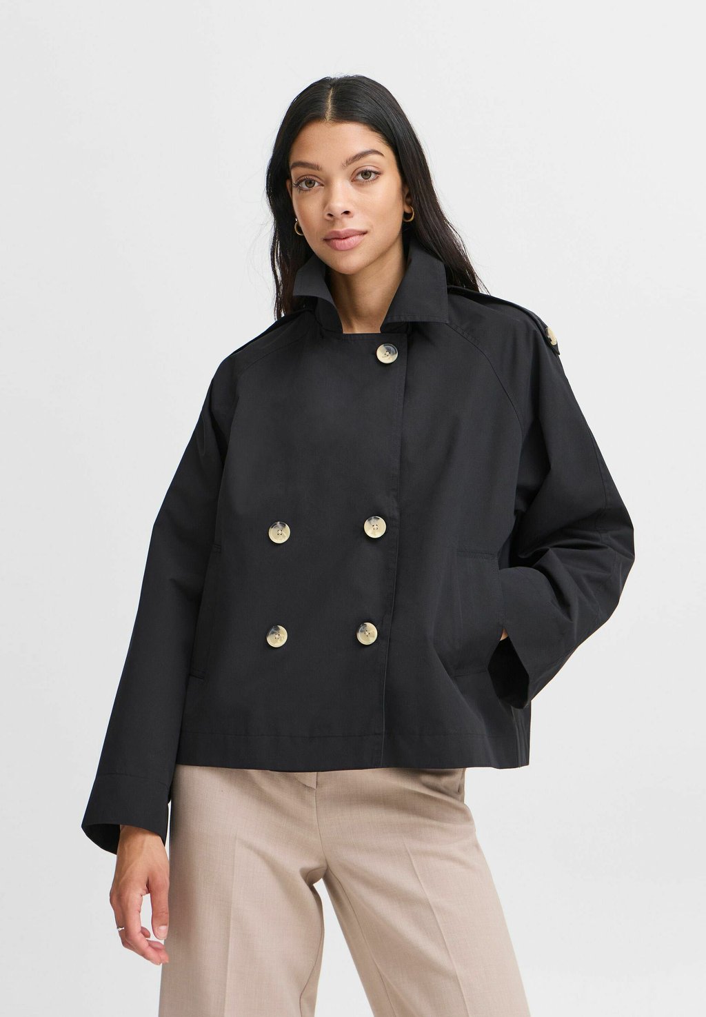 Летняя куртка b.young, черный 
Летняя куртка b.young, черный