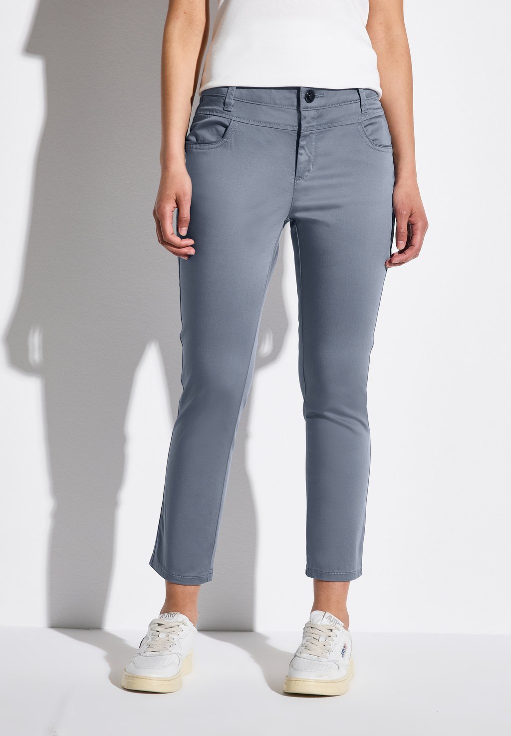 Брюки 45876 Street One, синий
Брюки 45876 Street One, синий