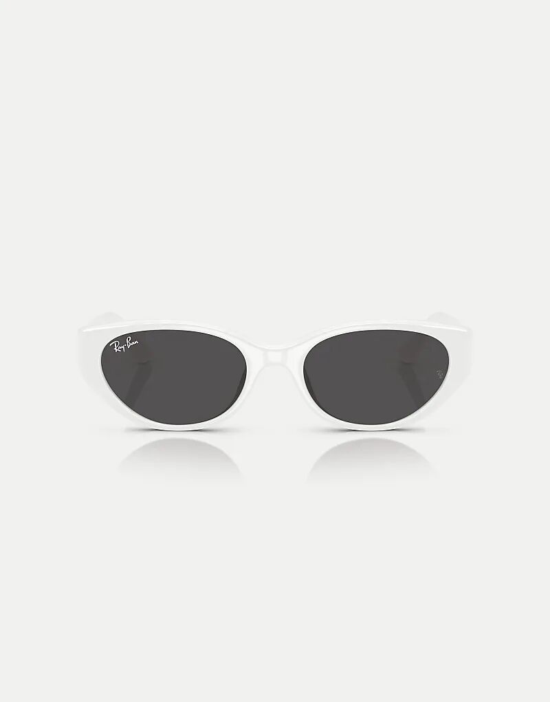 Солнцезащитные очки Ray-Ban Rb4457d прямоугольной формы с серыми линзами белого цвета
Солнцезащитные очки Ray-Ban Rb4457d прямоугольной формы с серыми линзами белого цвета