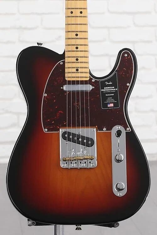 Электрогитара Fender American Professional II Telecaster - 3-color Sunburst with Maple Fingerboard
Электрогитара Fender American Professional II Telecaster - 3-color Sunburst with Maple Fingerboard