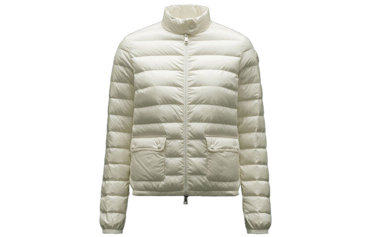 Пуховик женский шелковый белый Moncler 
Пуховик женский шелковый белый Moncler