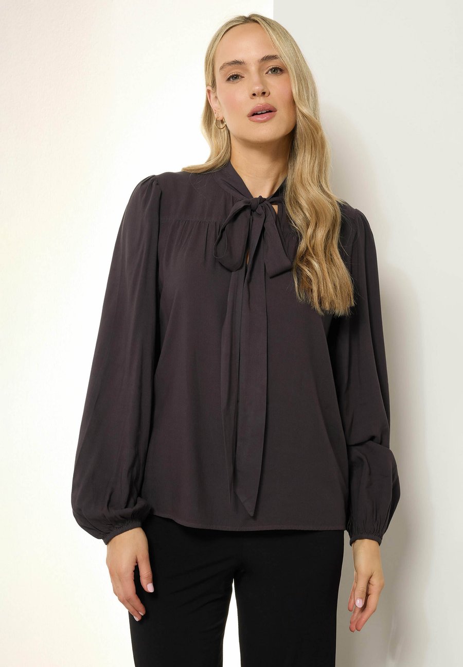 Блуза Long Tall Sally Blouse, Purple/Dark Purple
Блуза Long Tall Sally Blouse, Purple/Dark Purple