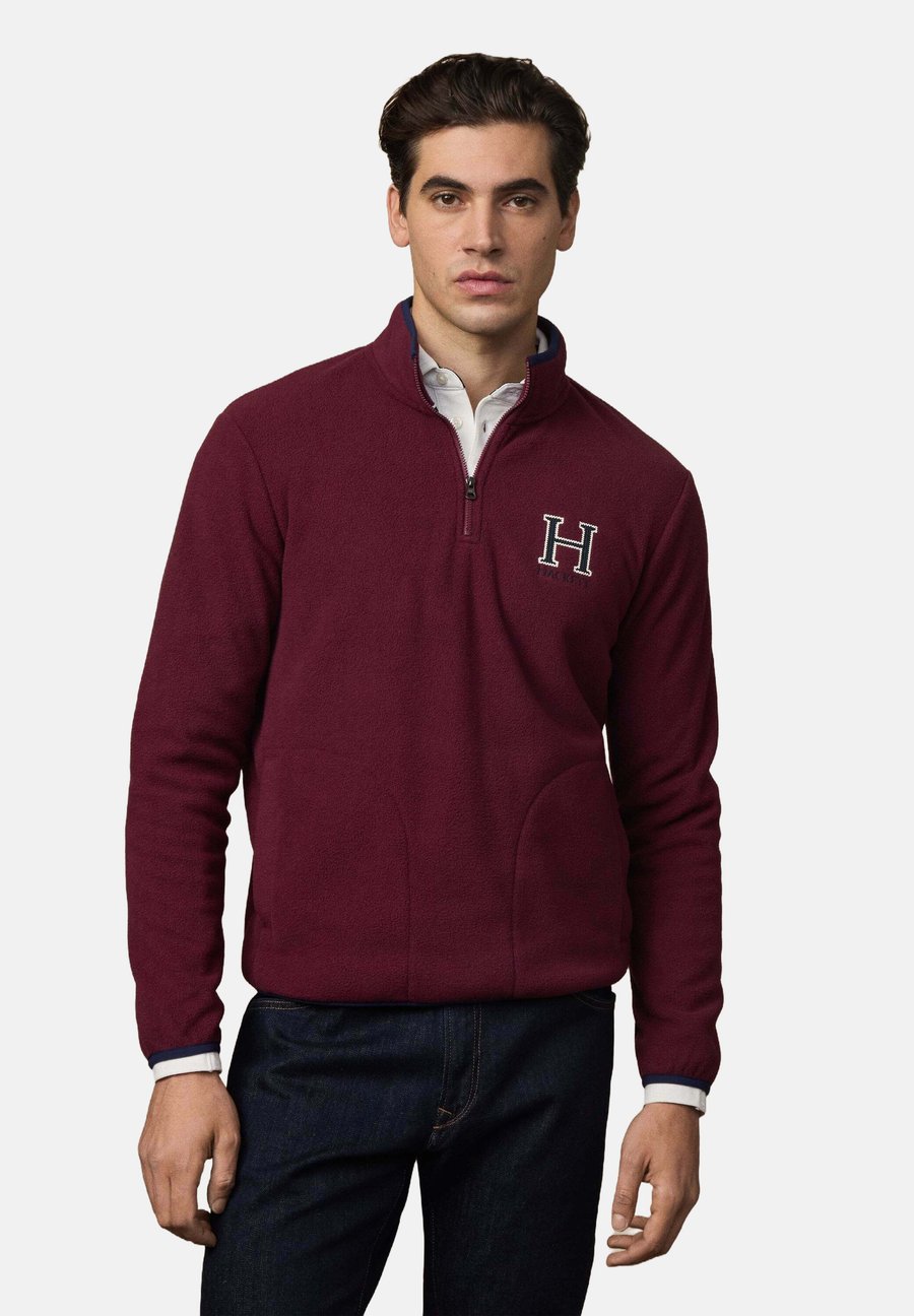 Джемпер Hackett London HERITAGE , Burgundy Red/Red
Джемпер Hackett London HERITAGE , Burgundy Red/Red